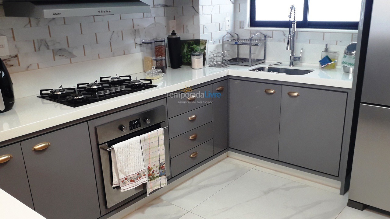 Casa para alquiler de vacaciones em Camaçari (Praia de Guarajuba)