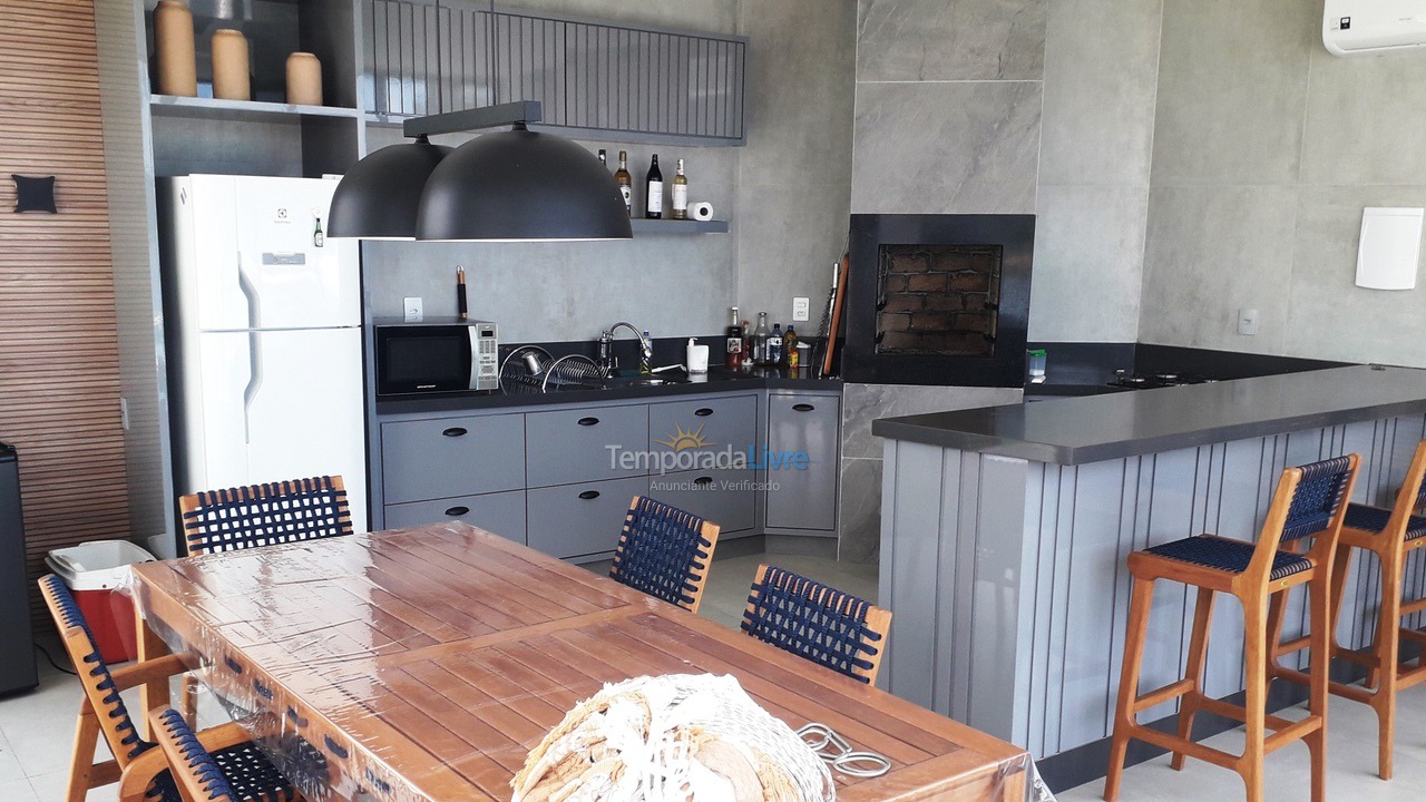 Casa para alquiler de vacaciones em Camaçari (Praia de Guarajuba)