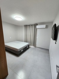 AMPLIO ÁTICO DE 04 DORMITORIOS - CERCA DEL MAR