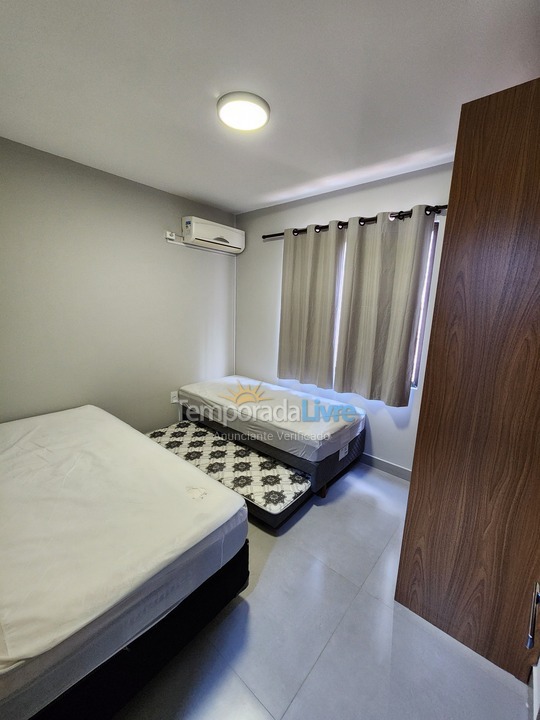 Apartamento para alquiler de vacaciones em Itapema (Meia Praia)