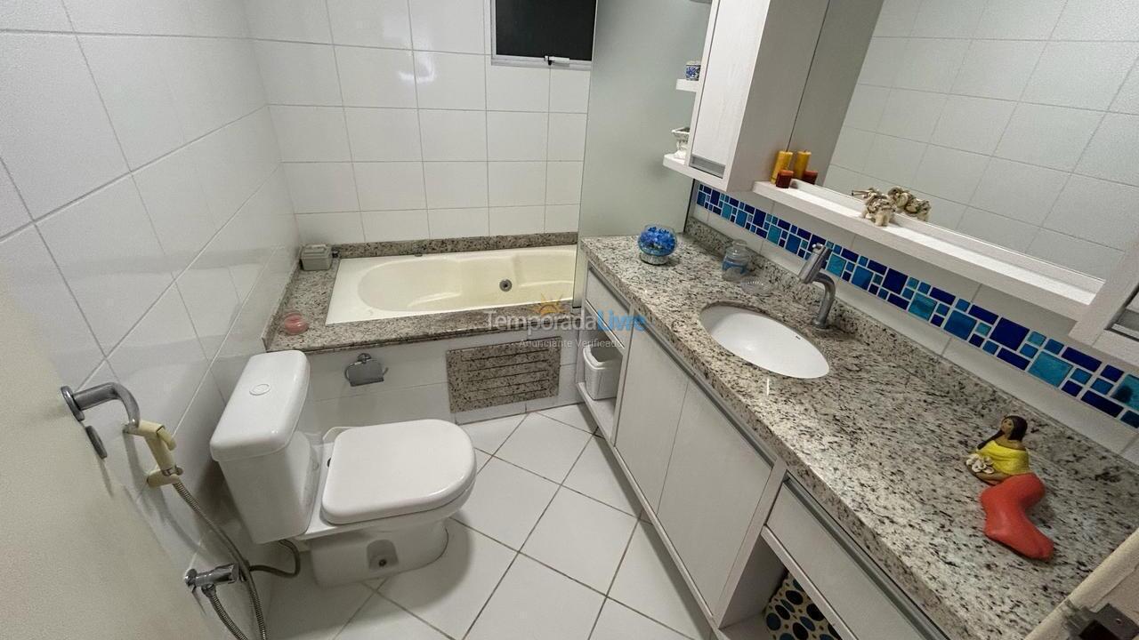 Apartamento para aluguel de temporada em Florianopolis (Canasvieiras)