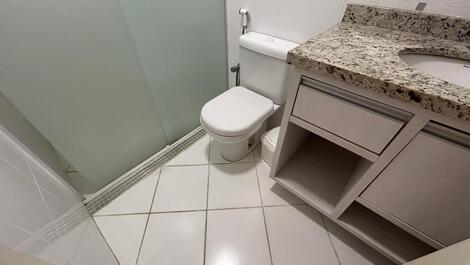 Excelente imóvel de 2 dormitórios localizado a 30 metros da praia