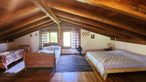 House rental for up to 8 people in Praia da Ferrugem - Garopaba/SC