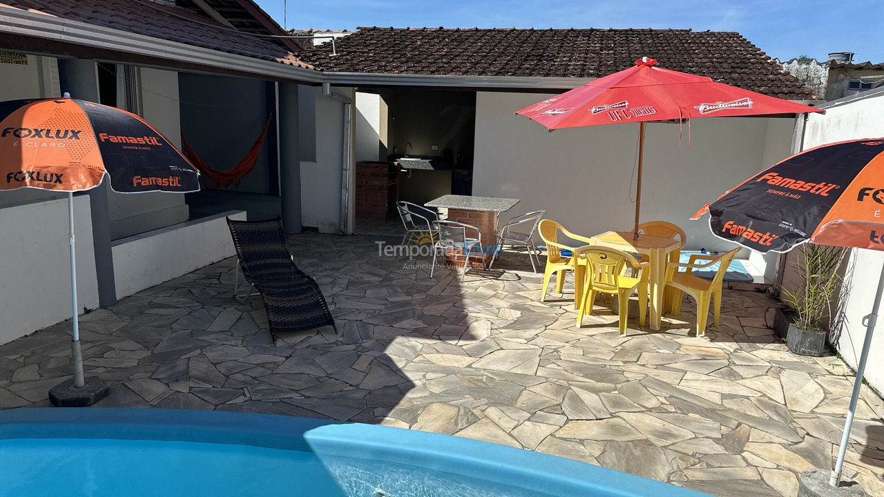 Casa para aluguel de temporada em Pontal do Paraná (Ipanema)