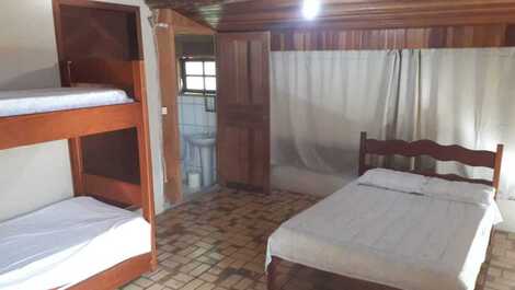 Seasonal house for up to 16 people at Praia do Rosa in Imbituba/SC