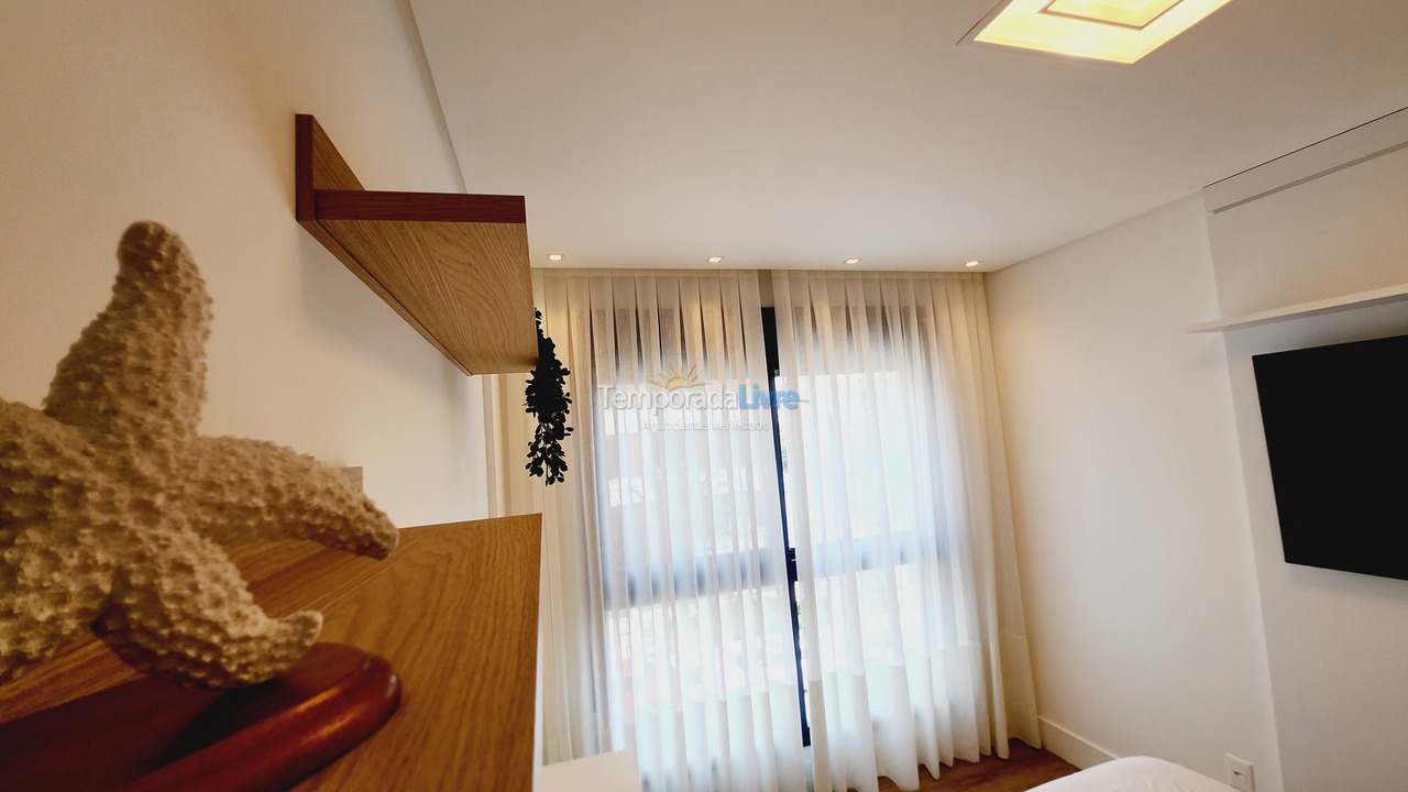 Apartamento para aluguel de temporada em Florianópolis (Jurere Tradicional)