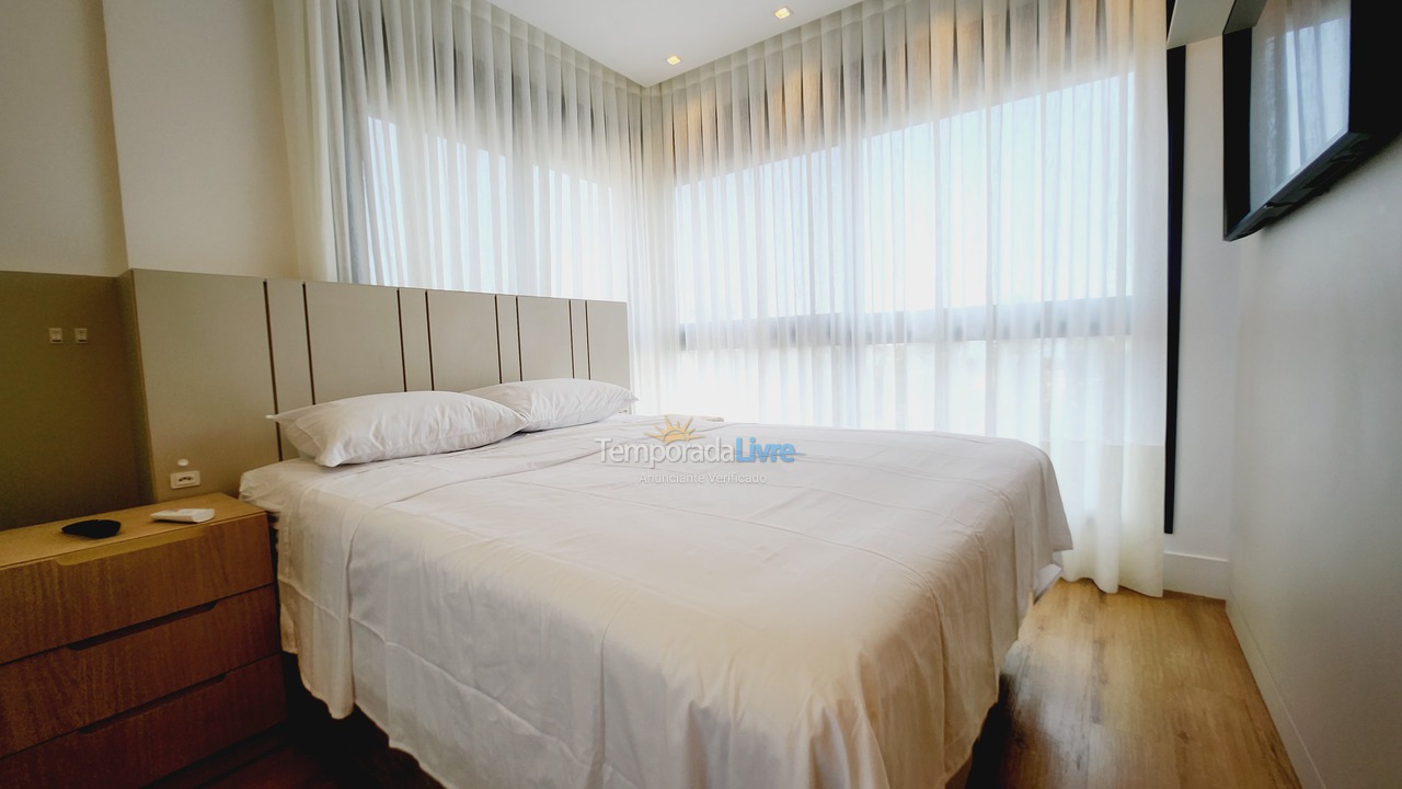 Apartamento para aluguel de temporada em Florianópolis (Jurere Tradicional)