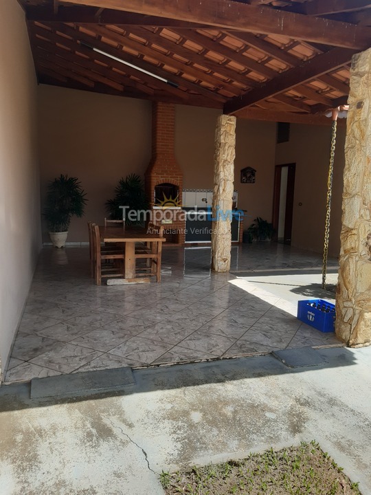 Casa para alquiler de vacaciones em São Pedro (Recanto das Aguas)