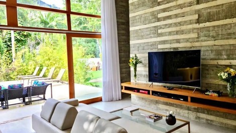 CASA PARAIZO EM MEIO A NATUREZA