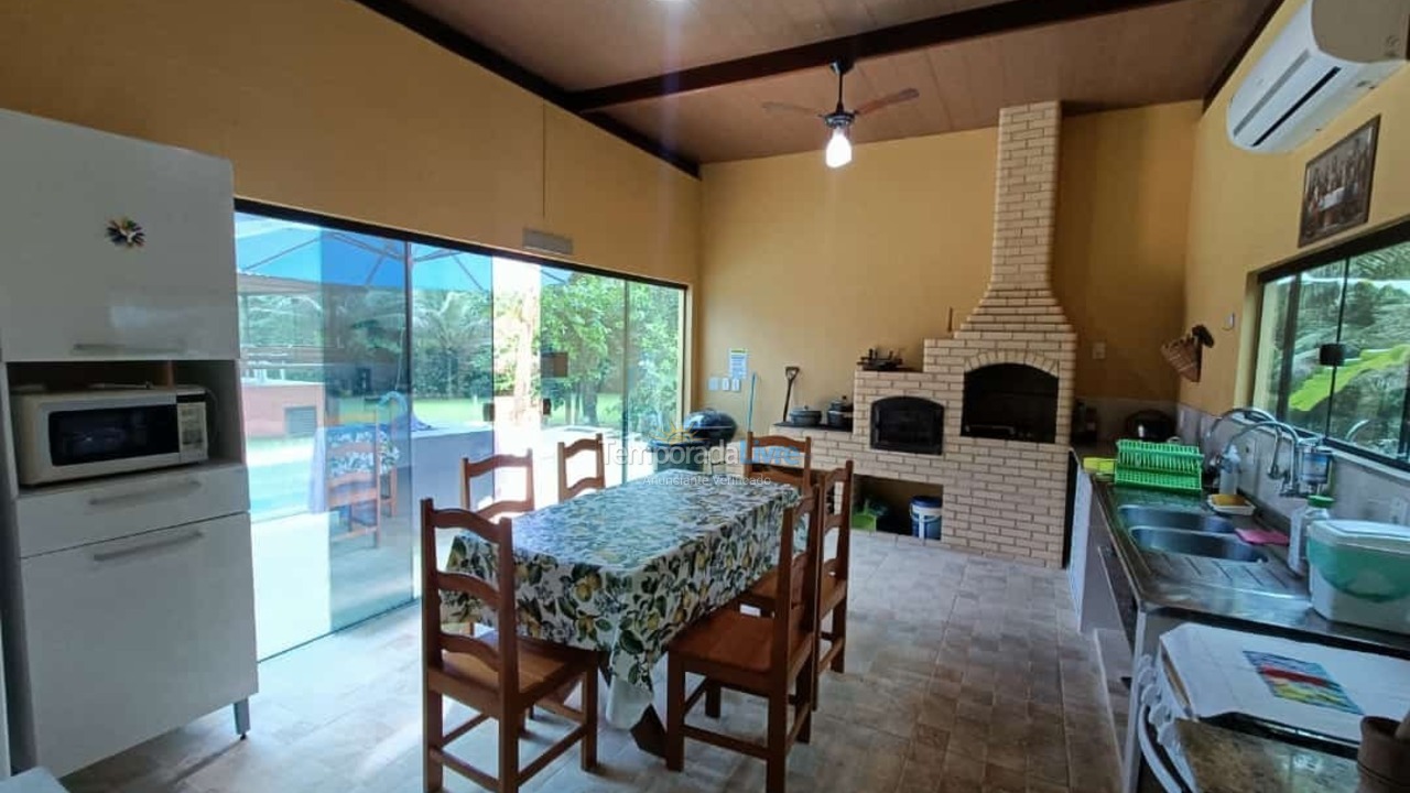 Chácara / sítio para aluguel de temporada em Macaé (Serra da Cruz)