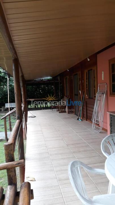 Chácara / sítio para aluguel de temporada em Macaé (Serra da Cruz)