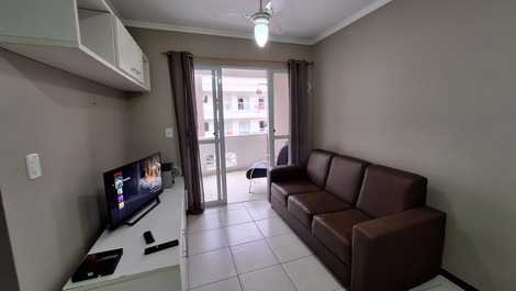 APARTAMENTO 2 QUARTOS NA PRAIA