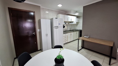 APARTAMENTO 2 QUARTOS NA PRAIA