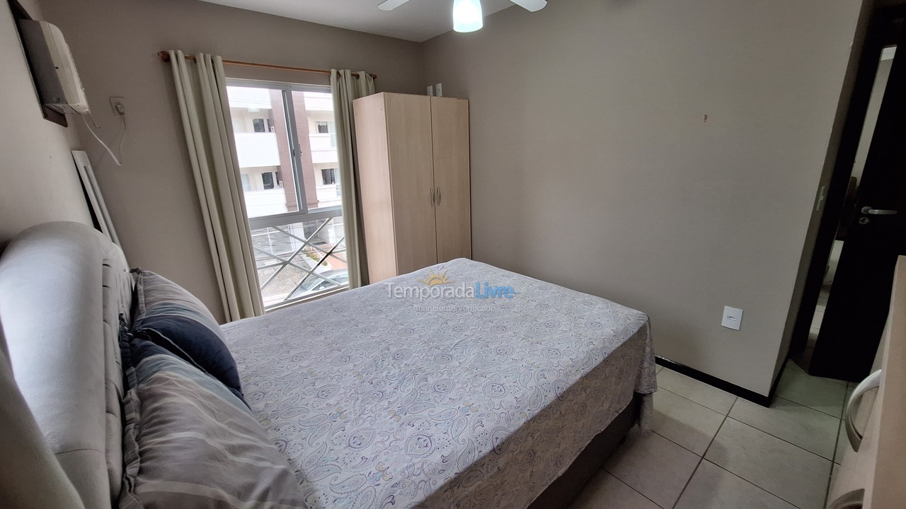 Apartamento para aluguel de temporada em Bombinhas (Praia de Bombas)