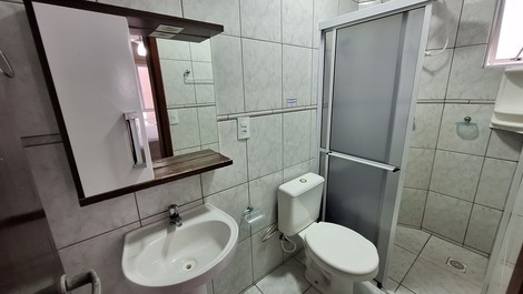 APARTAMENTO 2 QUARTOS NA PRAIA