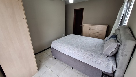 APARTAMENTO 2 QUARTOS NA PRAIA