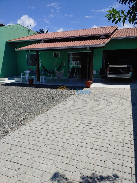 House for vacation rental in Balneário Barra do Sul (Praia do Bispo Centro)