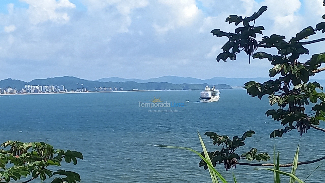 House for vacation rental in Balneário Camboriú (Praia do Estaleirinho)