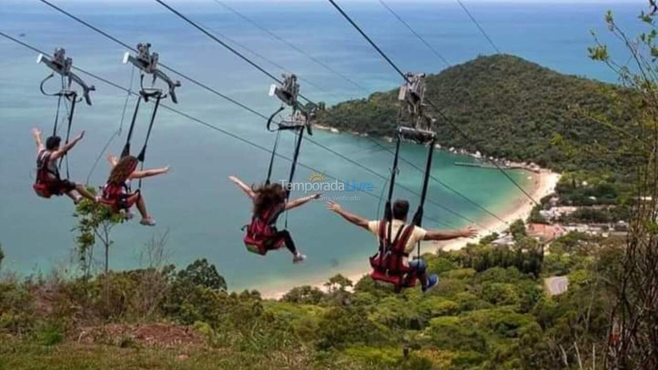 House for vacation rental in Balneário Camboriú (Praia do Estaleirinho)