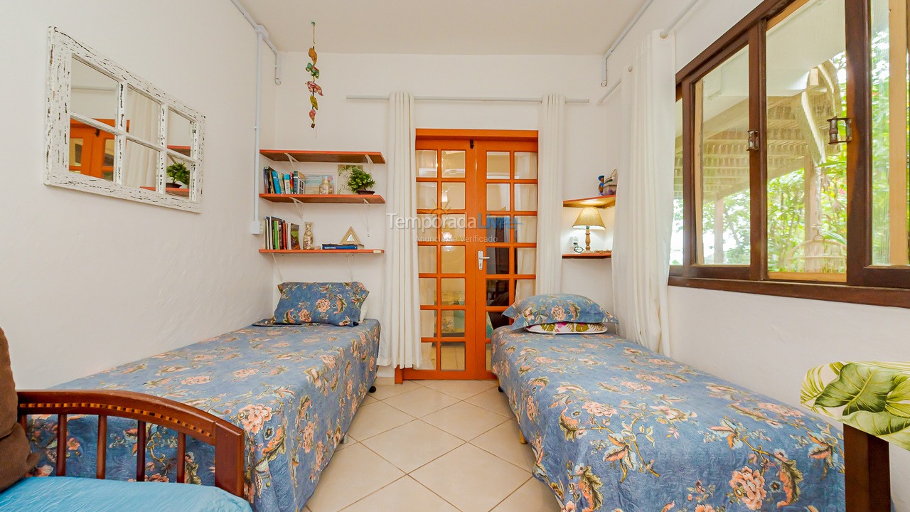Casa para aluguel de temporada em Penha (Praia Grande)