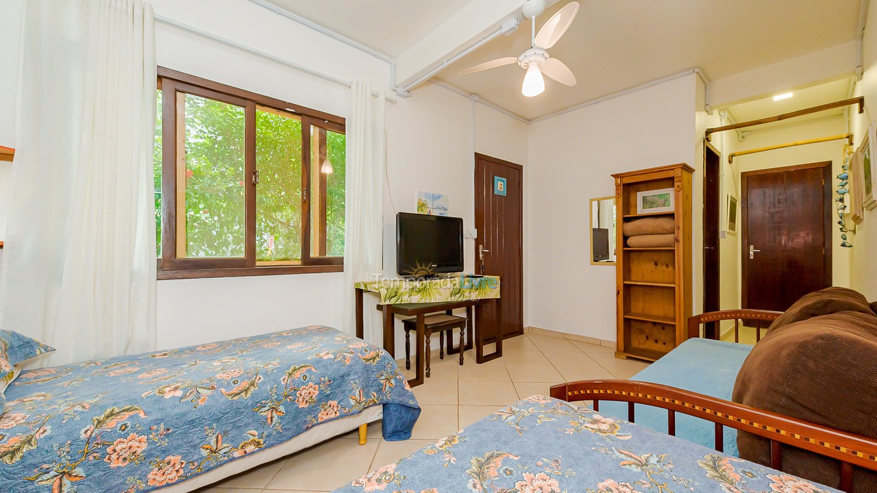 Casa para aluguel de temporada em Penha (Praia Grande)