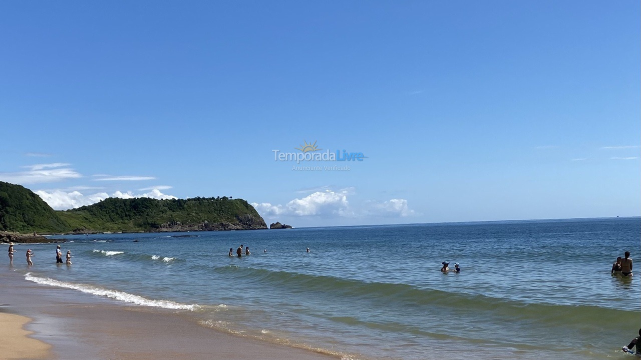 Casa para aluguel de temporada em Penha (Praia Grande)