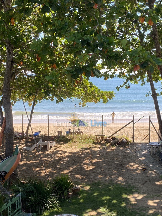 Casa para aluguel de temporada em Penha (Praia Grande)