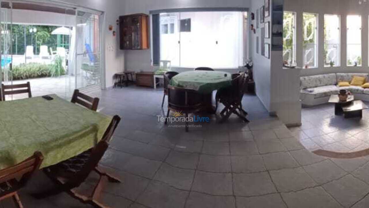 Casa para alquiler de vacaciones em Bertioga (Riviera de São Lourenço)