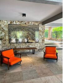 CASA RARA EN LA ZONA SUR — VISTA ESPECTACULAR