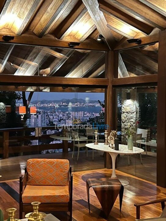 Casa para alquiler de vacaciones em Rio de Janeiro (Cosme Velho)