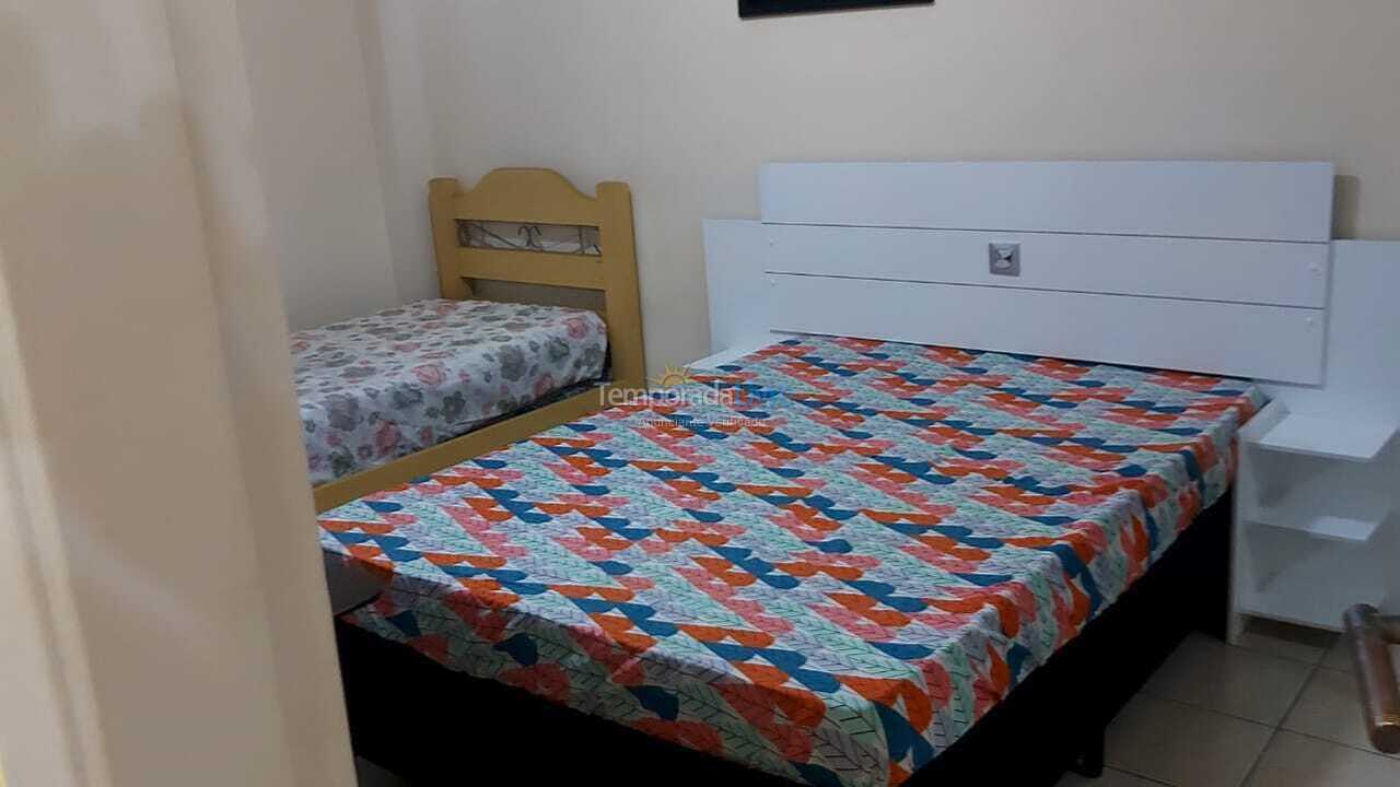 Apartamento para aluguel de temporada em Guarujá (Enseada)