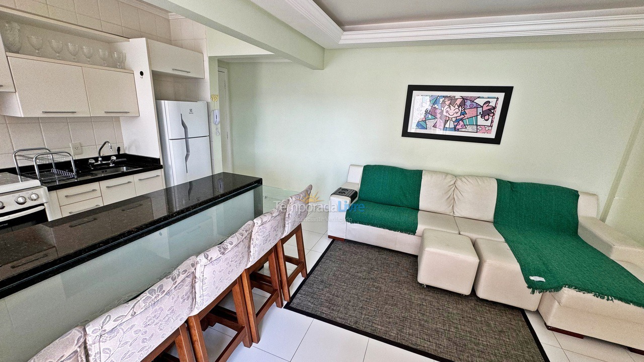Apartamento para alquiler de vacaciones em Balneário Camboriú (Praia Central)