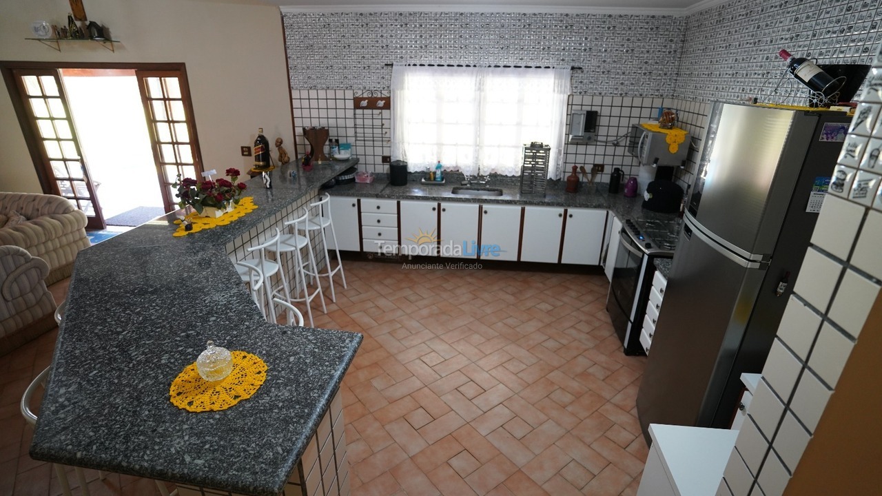 Chácara / sítio para aluguel de temporada em São Roque (Sorocamirim)