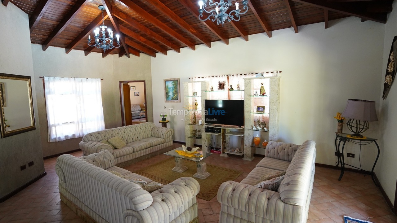 Chácara / sítio para aluguel de temporada em São Roque (Sorocamirim)