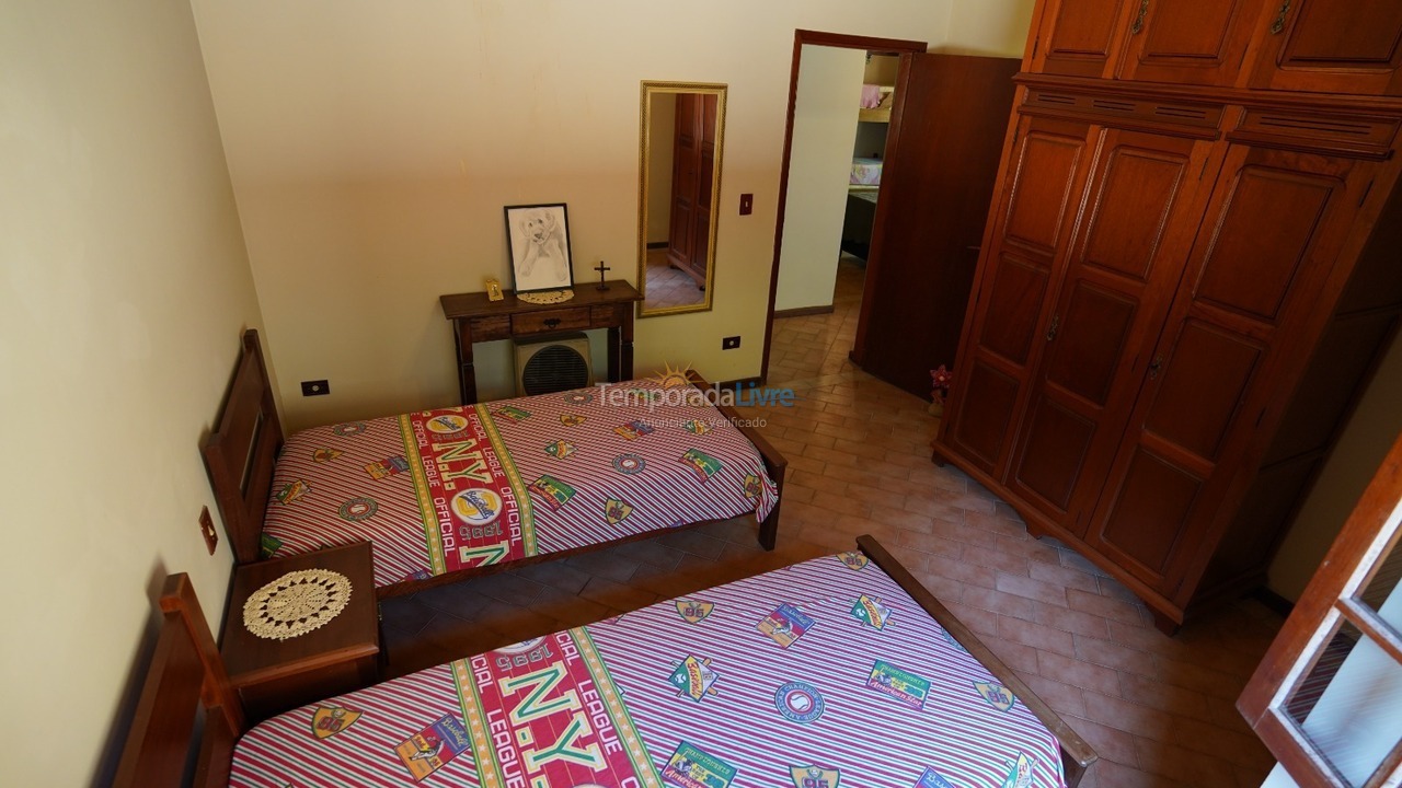 Chácara / sítio para aluguel de temporada em São Roque (Sorocamirim)