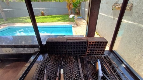 Hermosa mini granja en Piracicaba - camino pavimentado