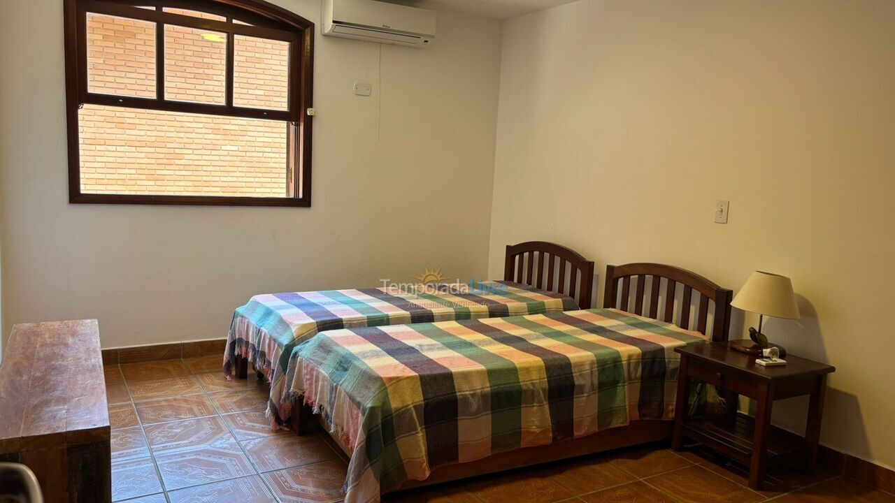 Casa para alquiler de vacaciones em Ubatuba (Praia do Tenório)