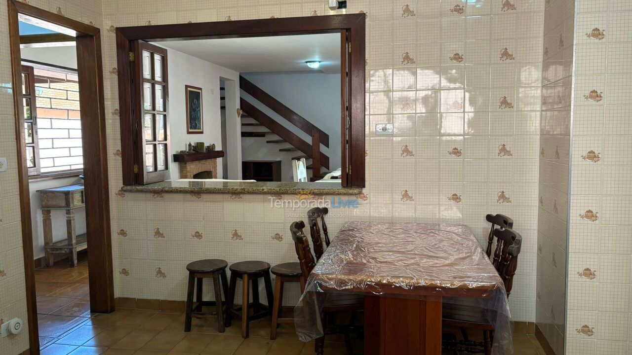 Casa para alquiler de vacaciones em Ubatuba (Praia do Tenório)