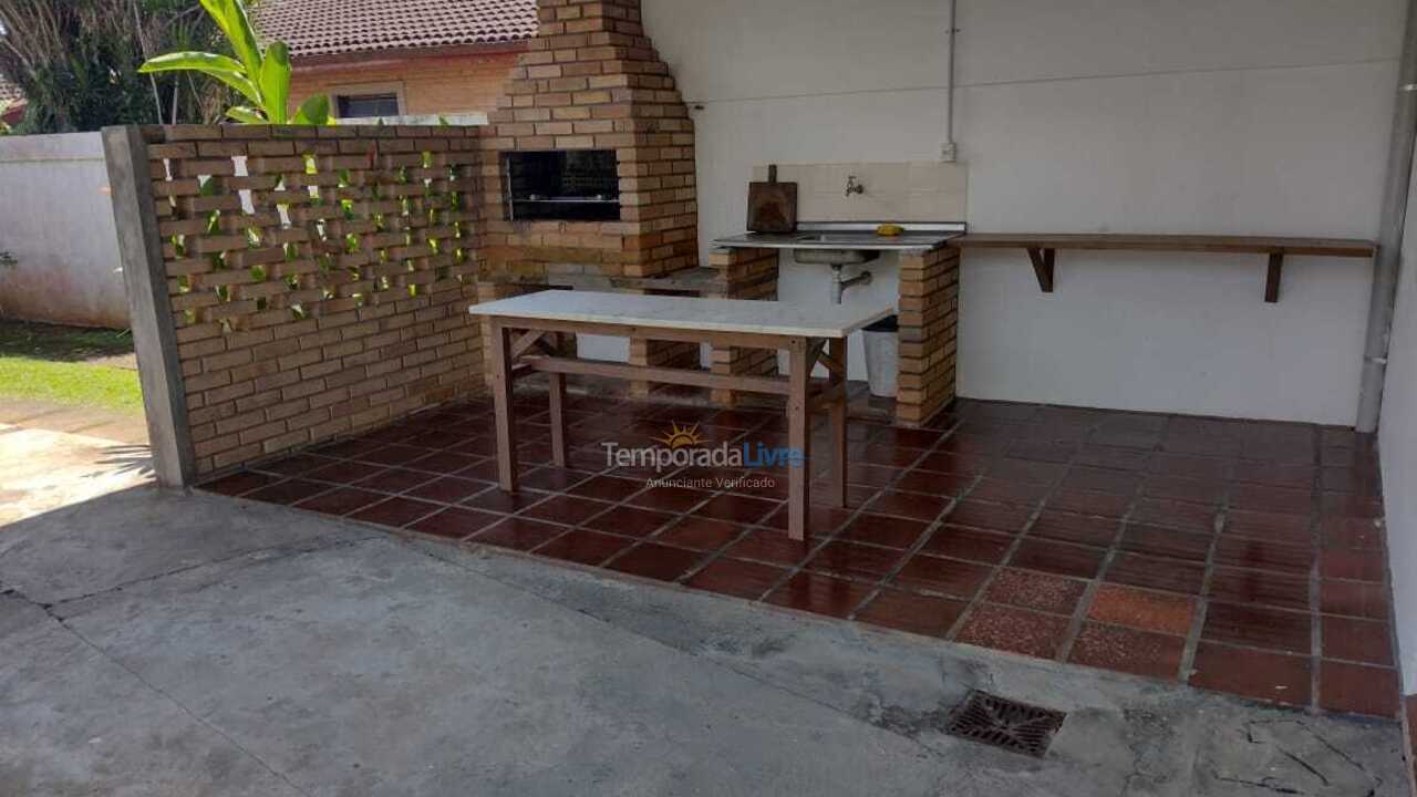 Casa para aluguel de temporada em Ubatuba (Lagoinha)
