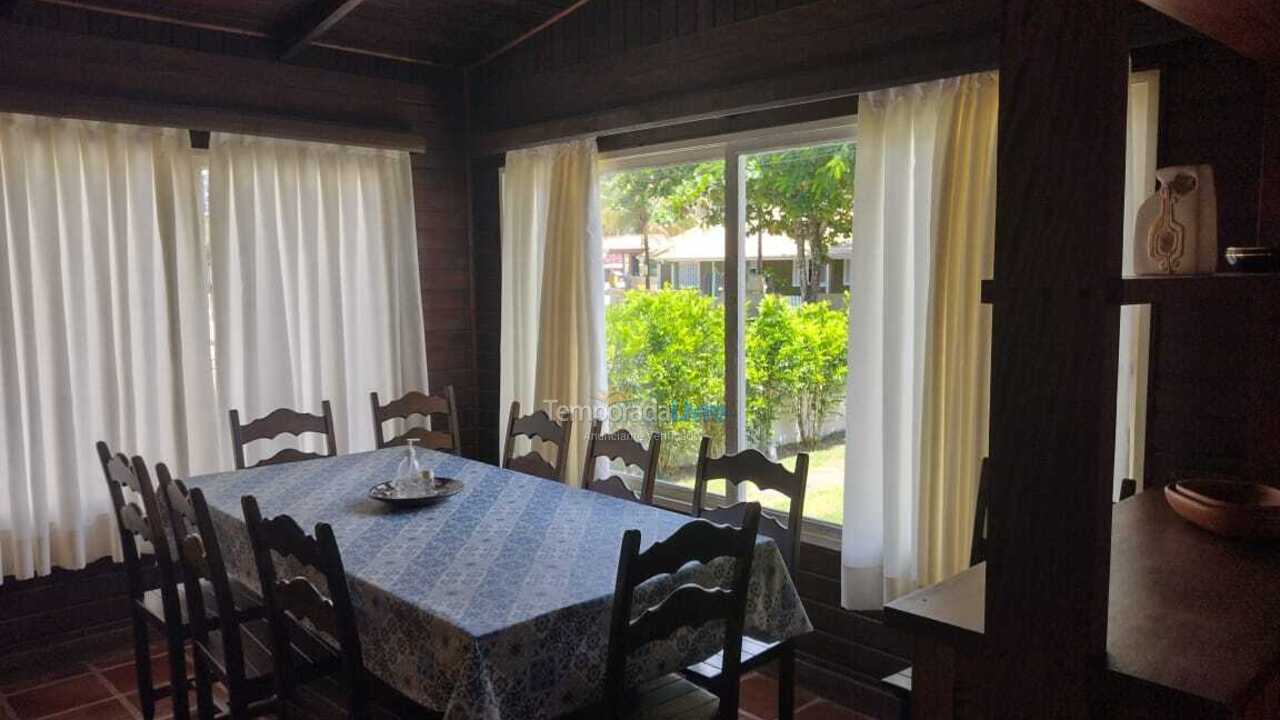 Casa para aluguel de temporada em Ubatuba (Lagoinha)