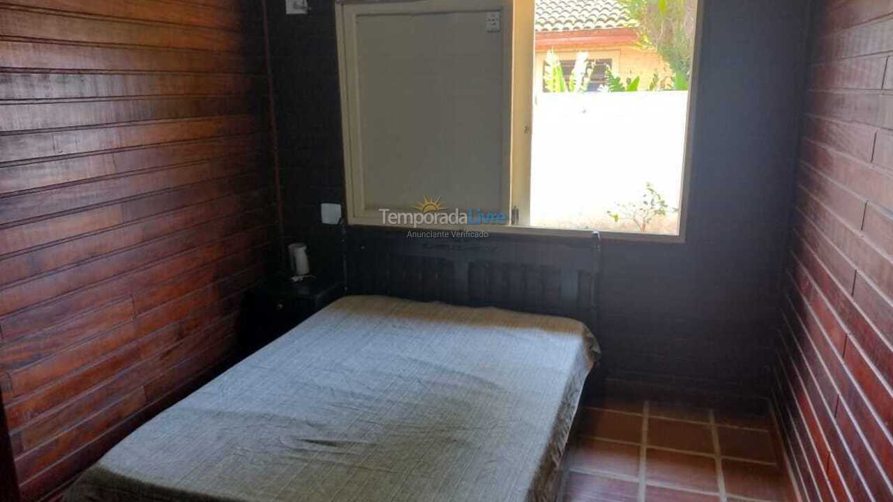 Casa para aluguel de temporada em Ubatuba (Lagoinha)