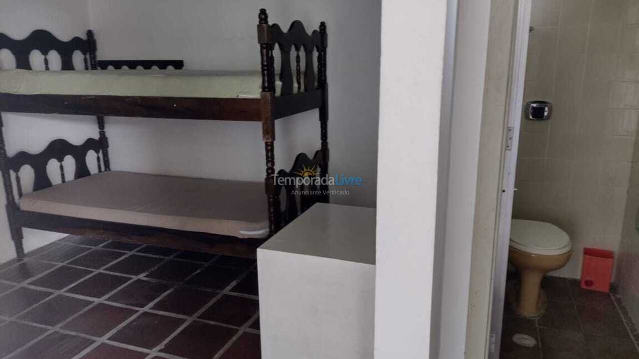 Casa para aluguel de temporada em Ubatuba (Lagoinha)