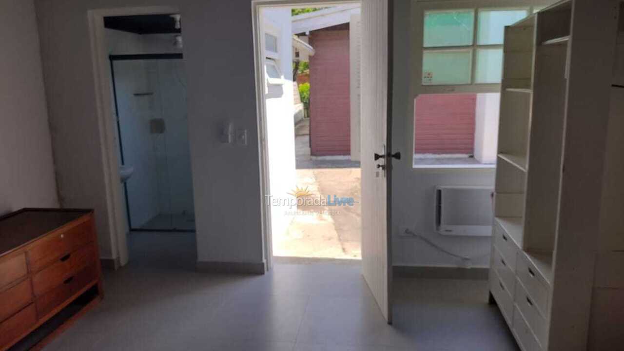 Casa para aluguel de temporada em Ubatuba (Lagoinha)