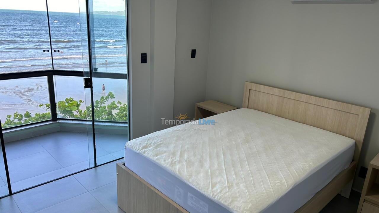 Apartamento para aluguel de temporada em Itapema (Meia Praia)