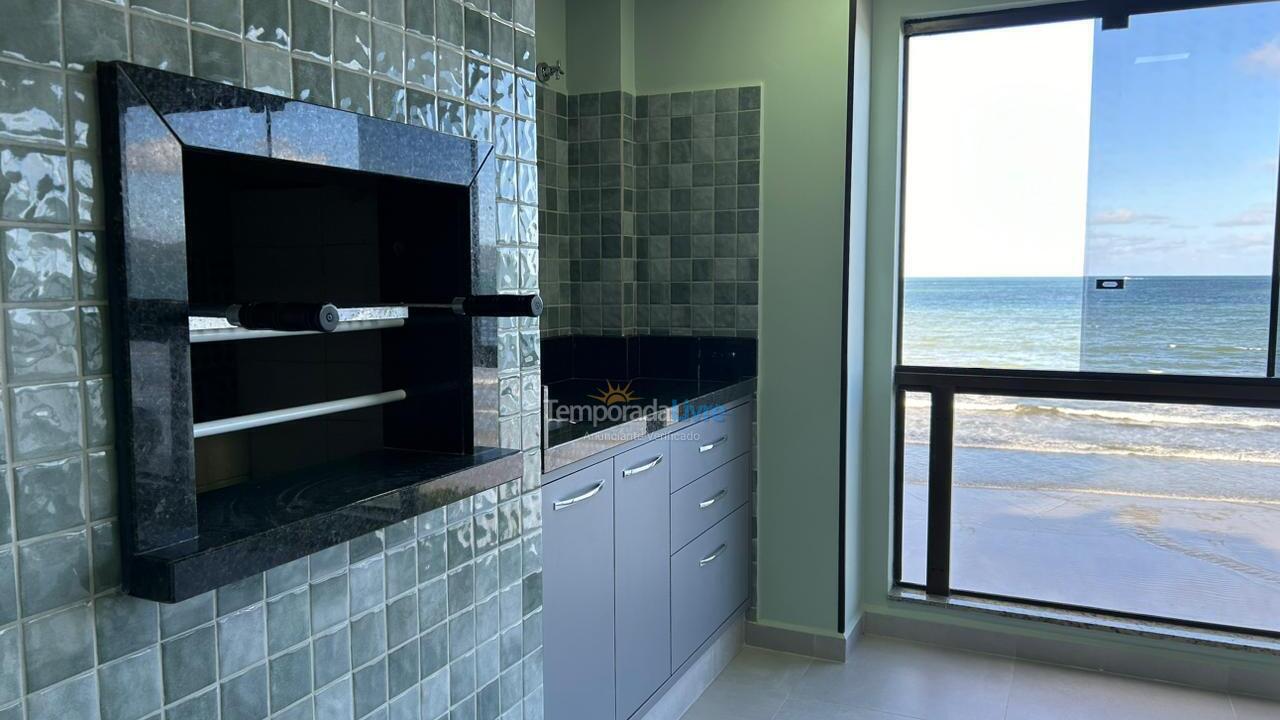 Apartamento para aluguel de temporada em Itapema (Meia Praia)