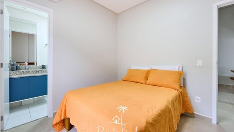 Acogedor moderno con piscina