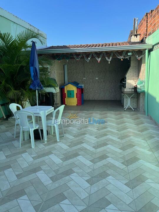 Casa para alquiler de vacaciones em Praia Grande (Vila Mar)