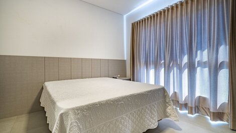 166 - Lindo apartamento na praia de Canto Grande