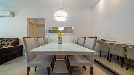 166 - Lindo apartamento na praia de Canto Grande