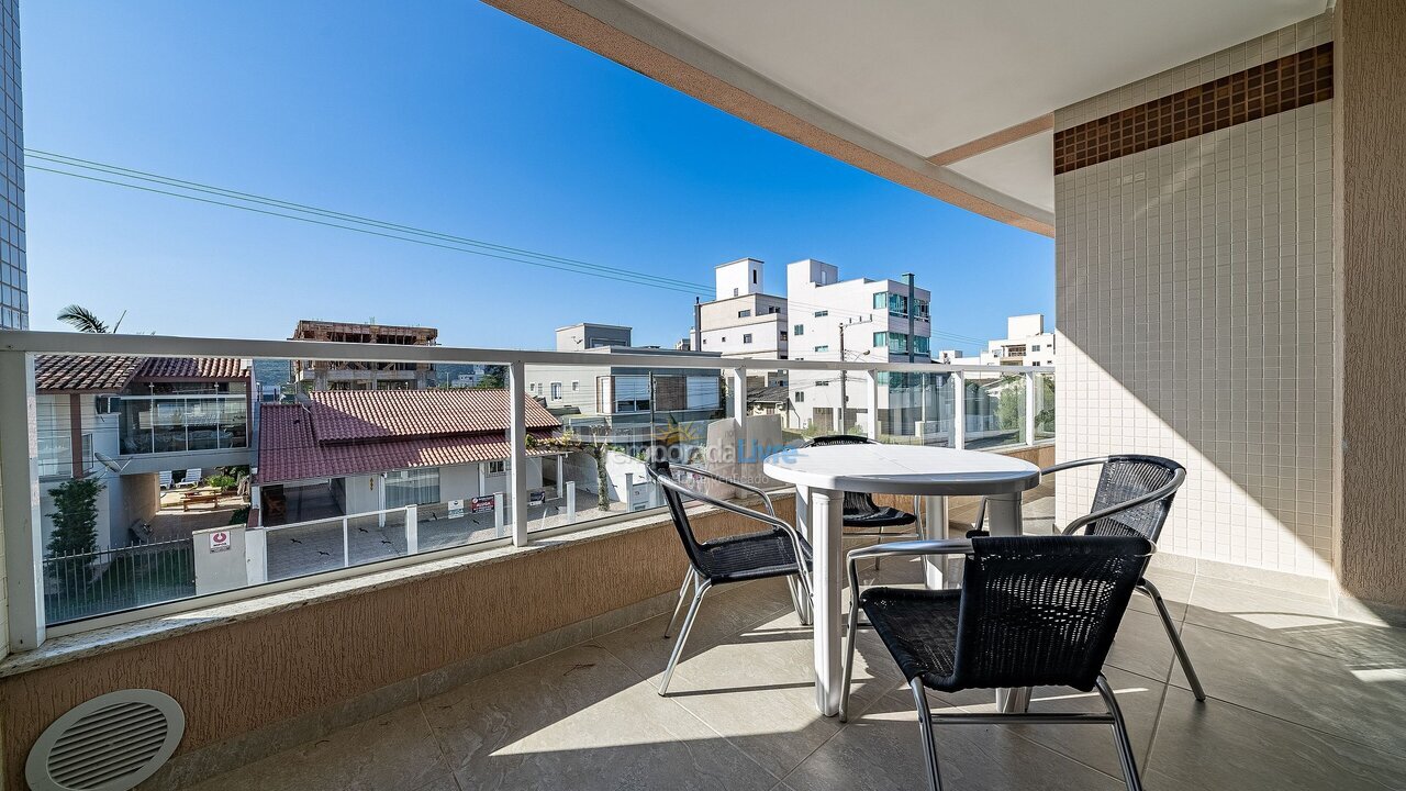 Apartamento para aluguel de temporada em Bombinhas (Canto Grande)